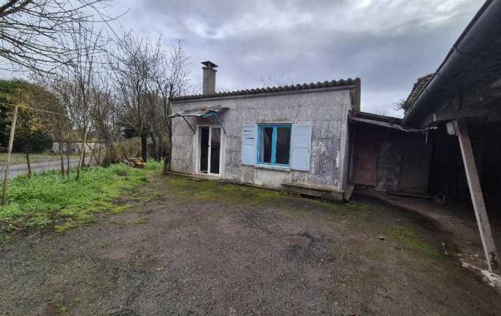 Maison LA FOYE-MONJAULT (79360)  72 m2 22 000 € 