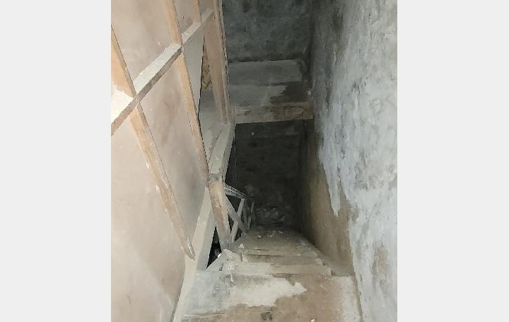 Maison SAINT-JEAN-D'ANGELY (17400)  120 m2 58 300 € 