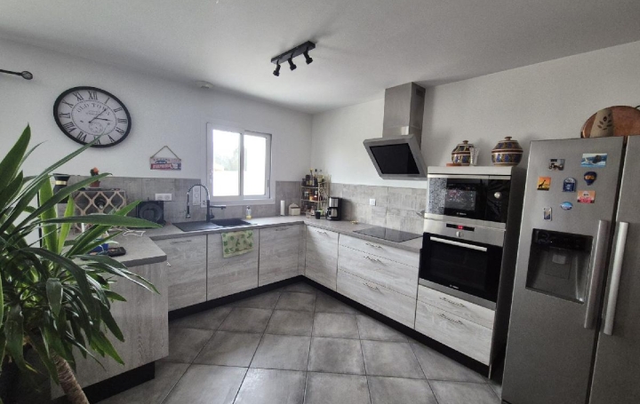 Maison AIGREFEUILLE-D'AUNIS (17290)  82 m2 296 000 € 