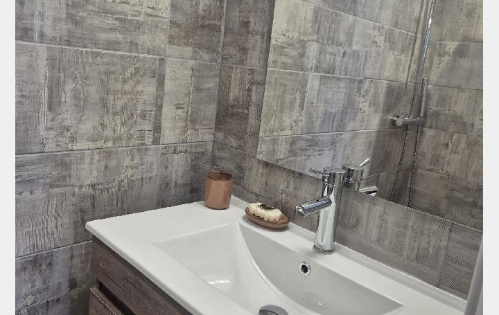 Maison AIGREFEUILLE-D'AUNIS (17290)  82 m2 296 000 € 