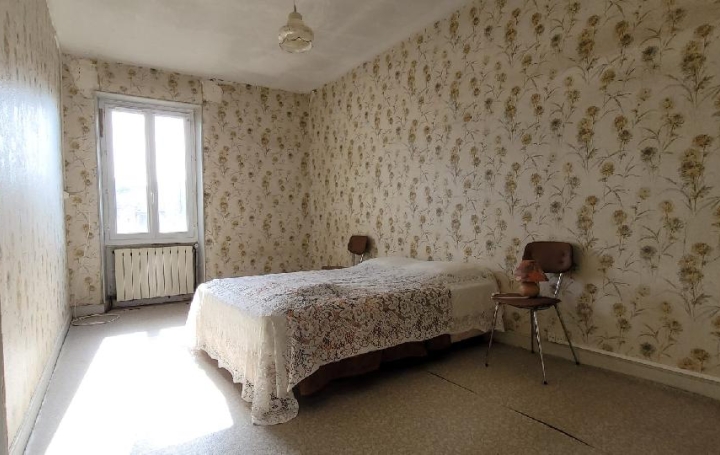 Maison PAILLE (17470)  200 m2 196 000 € 