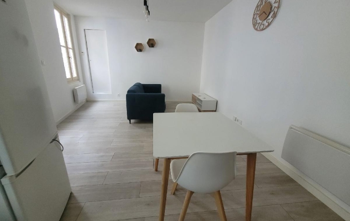 Maison SAINT-JEAN-D'ANGELY (17400)  35 m2 81 000 € 