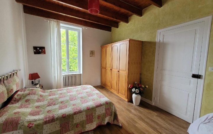 Maison LOULAY (17330)  165 m2 168 500 € 