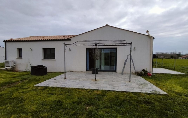 Maison MARSAIS (17700)  93 m2 223 000 € 