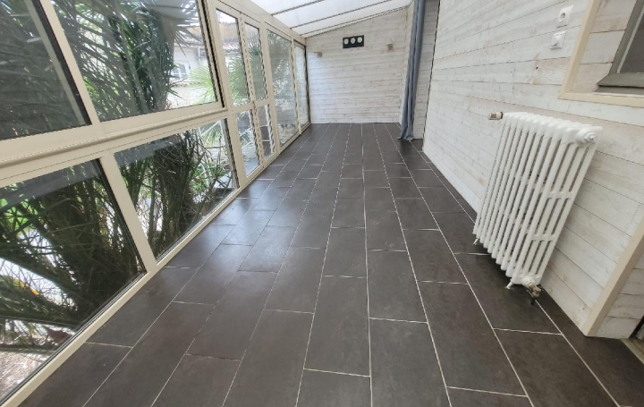 Maison SAINT-JEAN-D'ANGELY (17400)  154 m2 190 500 € 