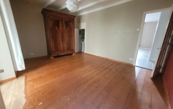 Maison SAINT-JEAN-D'ANGELY (17400)  154 m2 190 500 € 