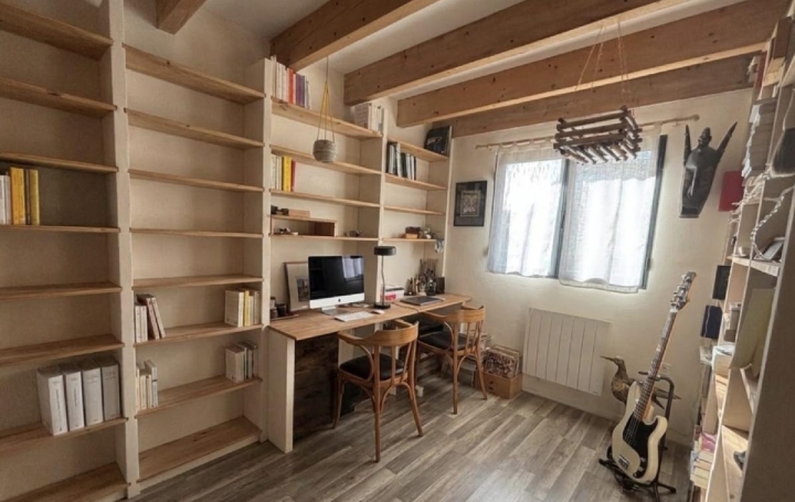 Maison ARTIGUES-PRES-BORDEAUX (33370)  120 m2 330 000 € 