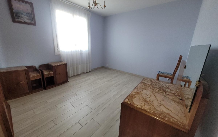 Maison LA VERGNE (17400)  173 m2 450 000 € 