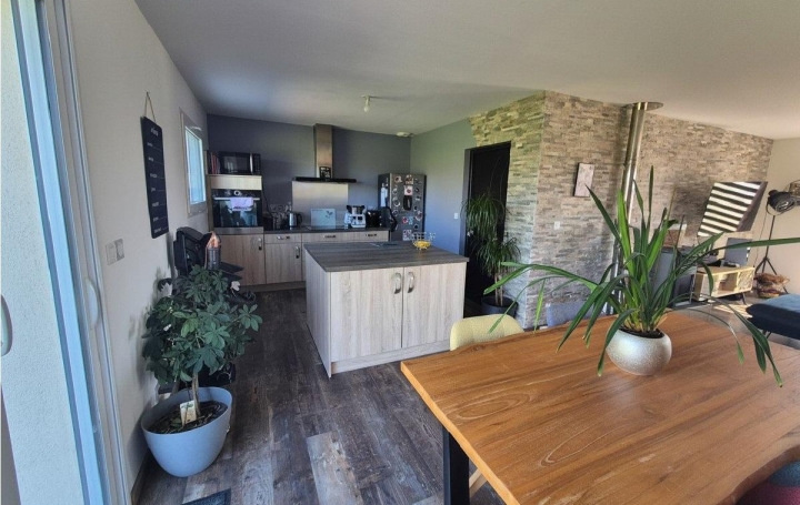 Maison BERNAY-SAINT-MARTIN (17330)  97 m2 228 000 € 