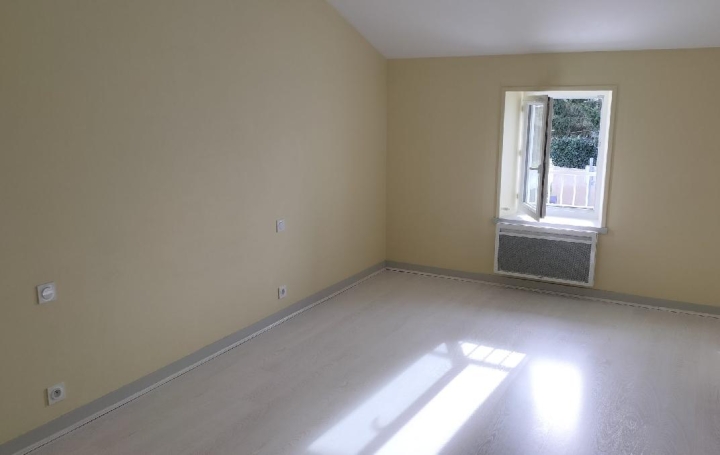 Maison PRIN-DEYRANCON (79210)  101 m2 195 000 € 