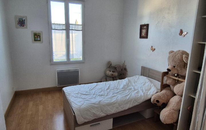 Maison SAINT-LOUP (17380)  195 m2 189 000 € 