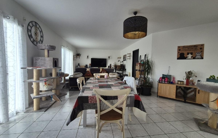 Maison BEAUVOIR-SUR-NIORT (79360)  94 m2 221 000 € 