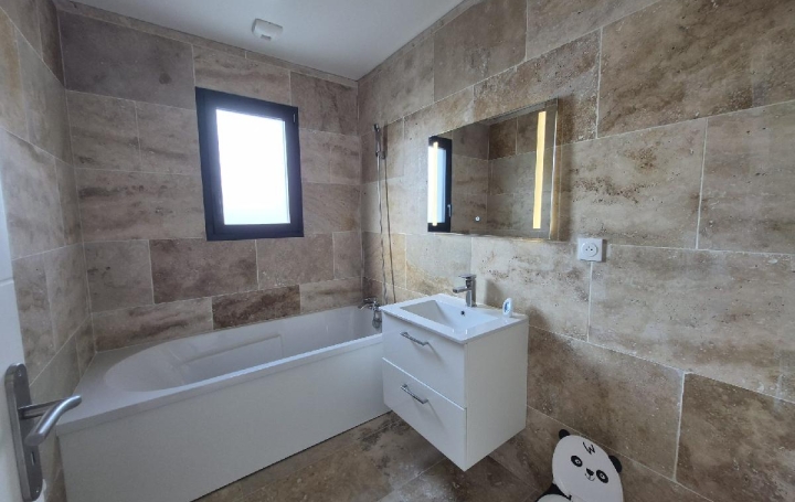Maison COURANT (17330)  124 m2 277 000 € 