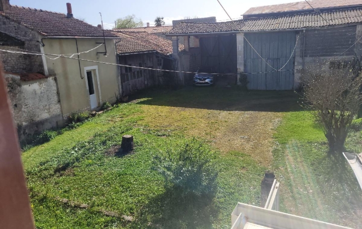 Maison LES EGLISES-D'ARGENTEUIL (17400)  100 m2 97 200 € 