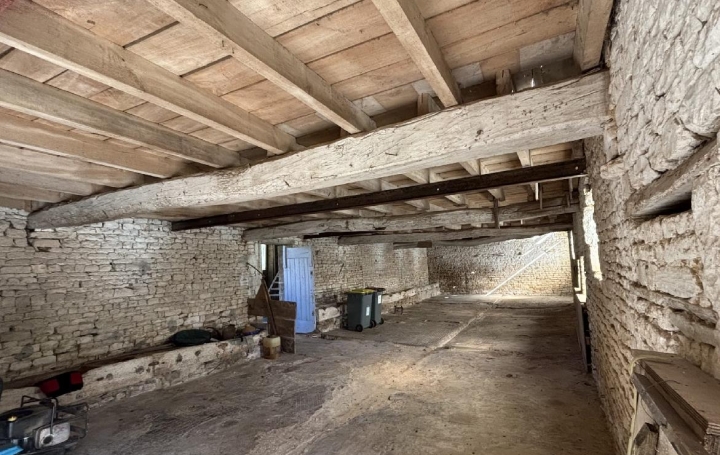 Maison MAUZE-SUR-LE-MIGNON (79210)  268 m2 169 500 € 