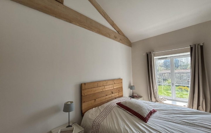 Maison VAL-DU-MIGNON (79210)  170 m2 298 000 € 