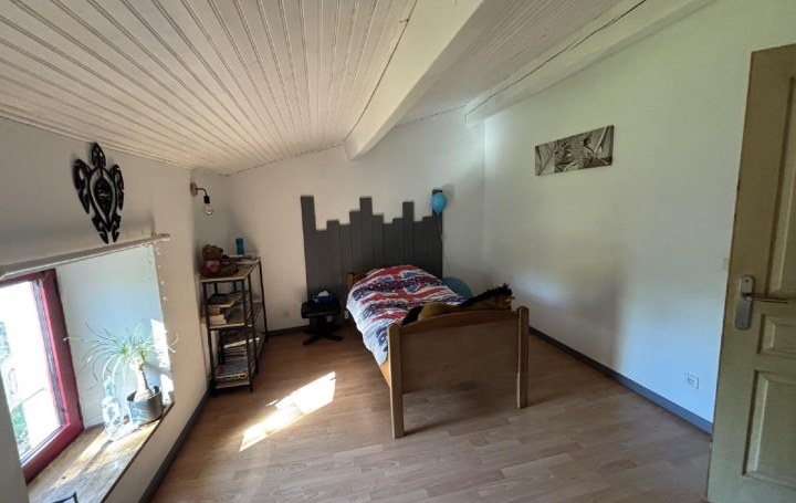 Maison VAL-DU-MIGNON (79210)  170 m2 259 000 € 