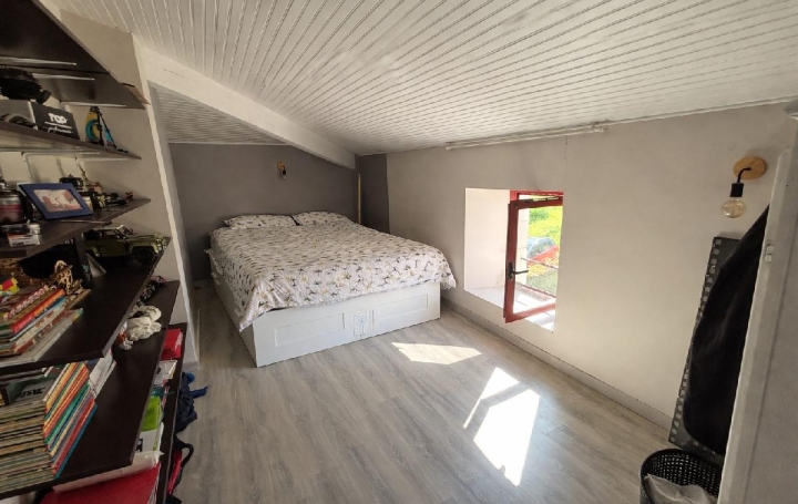 Maison VAL-DU-MIGNON (79210)  170 m2 259 000 € 