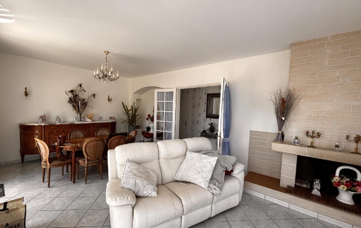 Maison MAUZE-SUR-LE-MIGNON (79210)  135 m2 222 000 € 