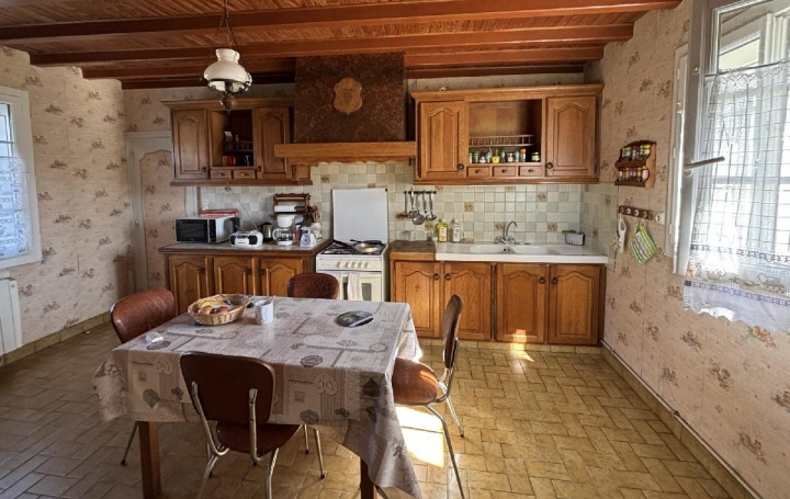 Maison VAL-DU-MIGNON (79210)  200 m2 199 500 € 