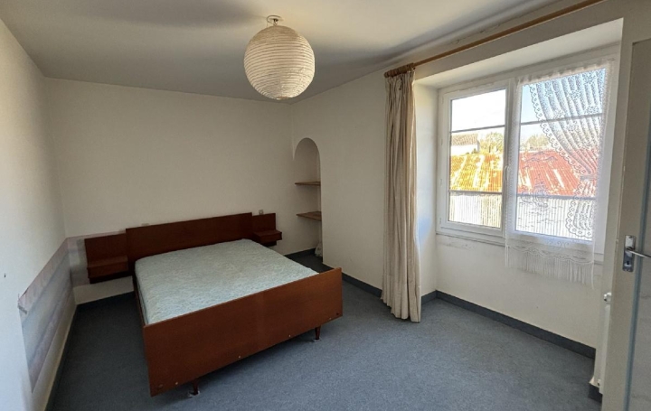 Maison VAL-DU-MIGNON (79210)  200 m2 199 500 € 