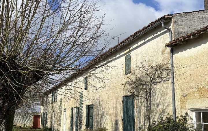 Maison / Villa VAL-DU-MIGNON (79360) 300 m<sup>2</sup> 259 000 € 