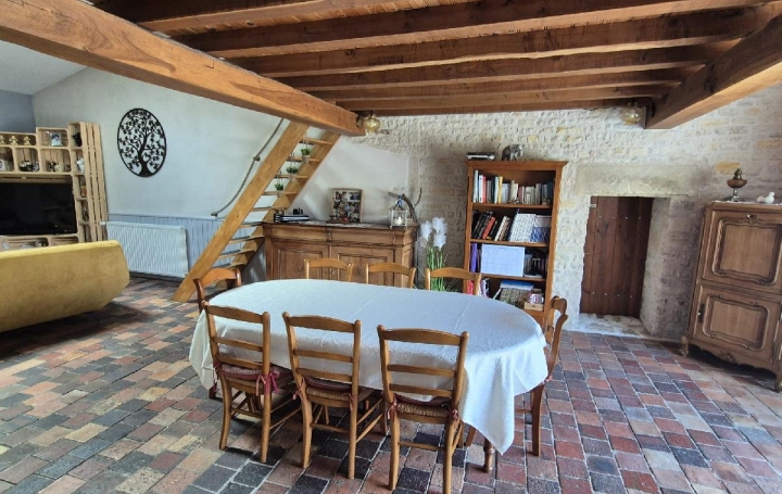 Maison VAL-DU-MIGNON (79360)  230 m2 320 000 € 