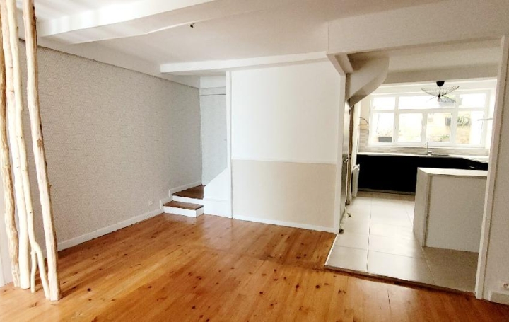 Maison SAINT-JEAN-D'ANGELY (17400)  123 m2 183 000 € 