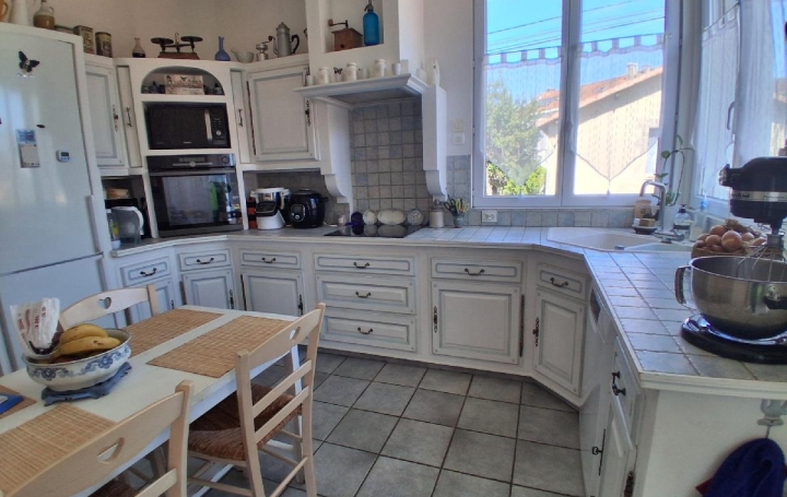 Maison SAINT-JEAN-D'ANGELY (17400)  139 m2 222 000 € 