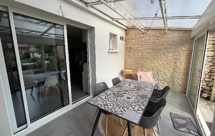 Maison MAUZE-SUR-LE-MIGNON (79210)  135 m2 263 000 € 