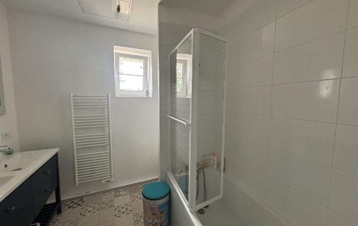 Maison LA FOYE-MONJAULT (79360)  240 m2 295 000 € 