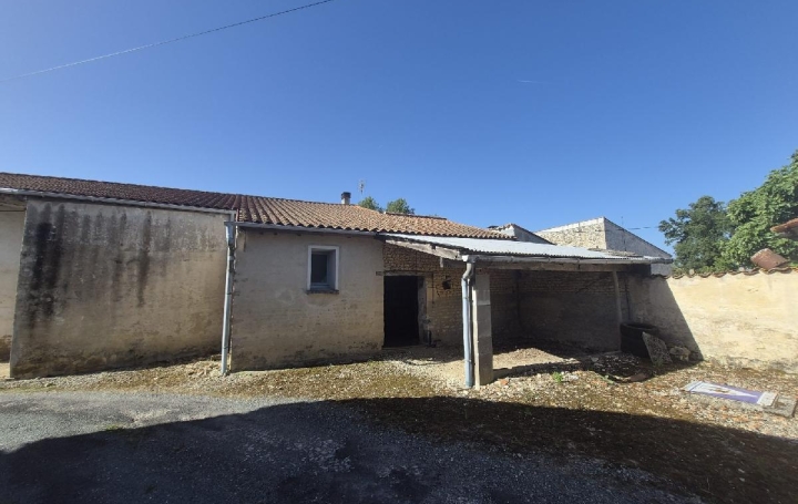 Maison LOIRE-SUR-NIE (17470)  130 m2 149 000 € 