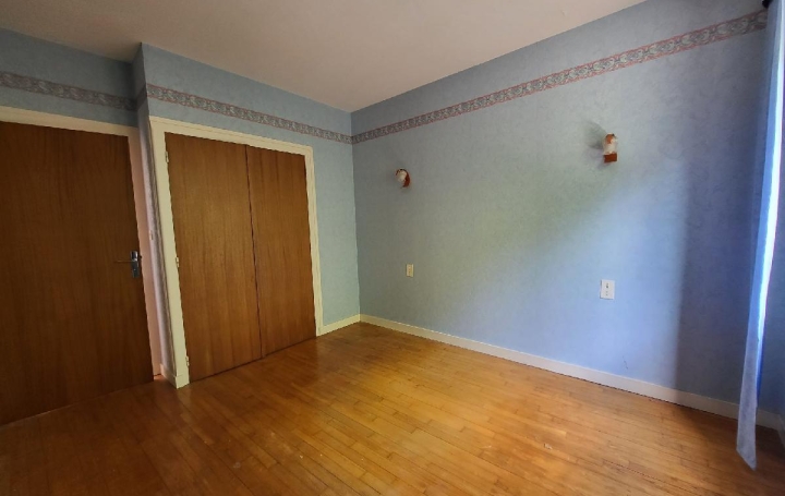 Maison LOULAY (17330)  162 m2 149 800 € 