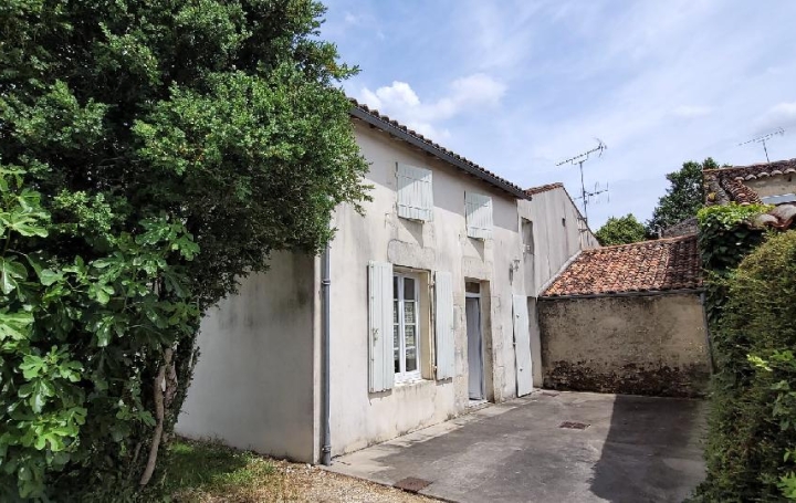 Maison / Villa SAINT-PARDOULT (17400) 105 m<sup>2</sup> 149 000 € 