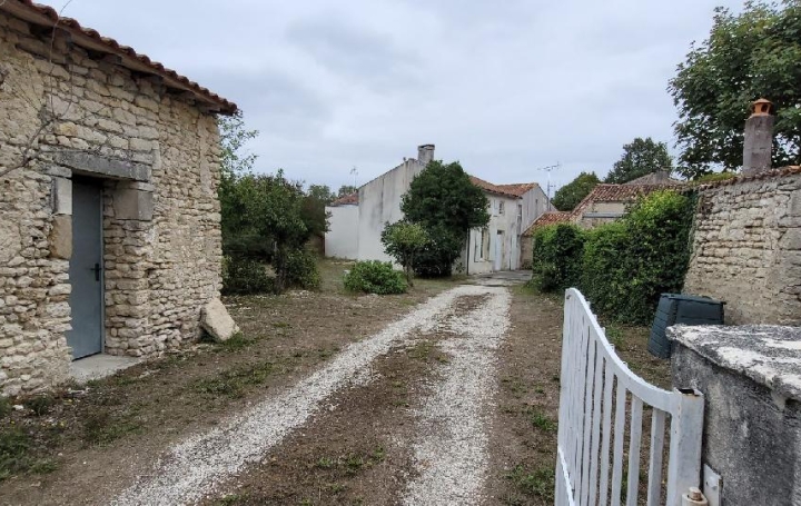 Maison SAINT-PARDOULT (17400)  105 m2 149 000 € 
