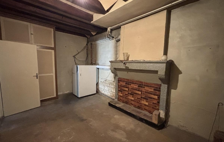 Maison MARSAIS (17700)  195 m2 189 500 € 