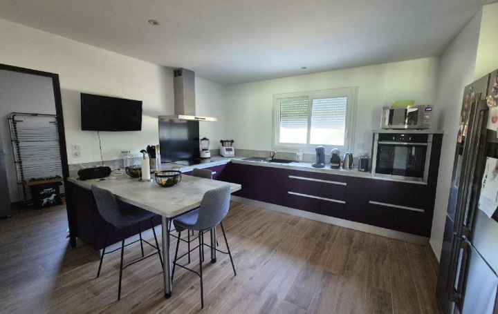 Maison BERNAY-SAINT-MARTIN (17330)  123 m2 420 000 € 