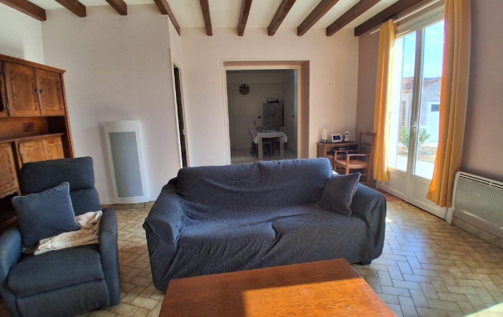 Maison SAINT-JULIEN-DE-L'ESCAP (17400)  135 m2 246 000 € 