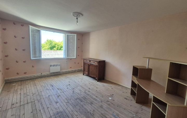 Maison DOEUIL-SUR-LE-MIGNON (17330)  172 m2 109 000 € 