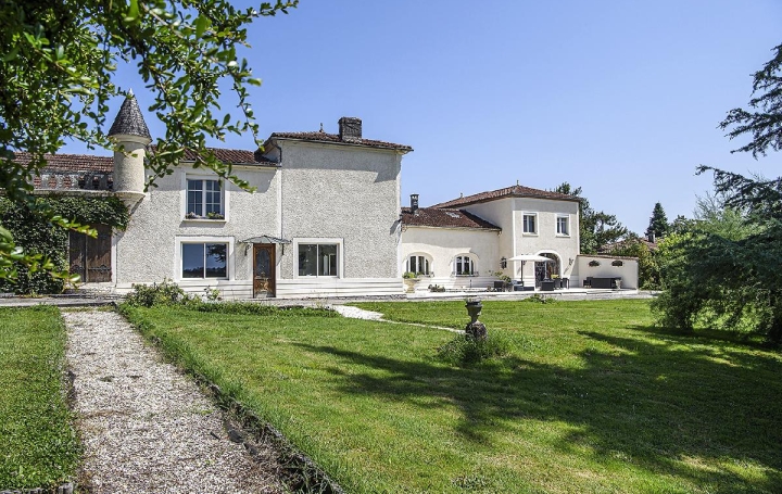 Terrain ESCOUSSANS (33760)  210 000 m2 1 650 000 € 