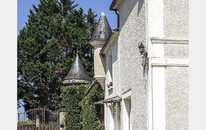 Terrain ESCOUSSANS (33760)  210 000 m2 1 650 000 € 