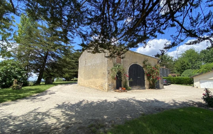 Maison SAINT-MARTIAL (33490)  300 m2 1 700 000 € 