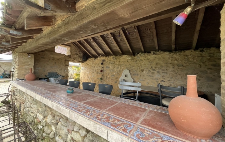 Domaine LANDERROUAT (33790)  250 m2 2 200 000 € 