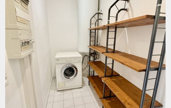 3 Pièces VAISON-LA-ROMAINE (84110)  72 m2 750 € 