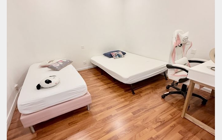 3 Pièces VAISON-LA-ROMAINE (84110)  72 m2 750 € 