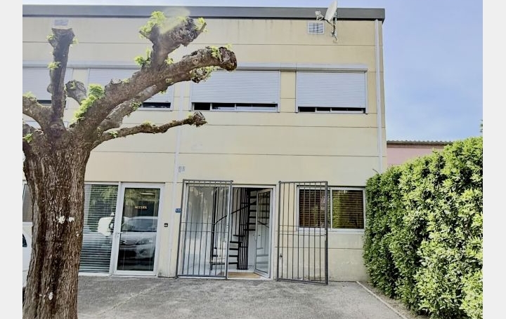 Appartement VAISON-LA-ROMAINE (84110) 72 m<sup>2</sup> 750 € 