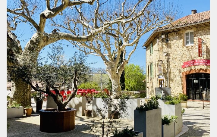 3 Pièces GIGONDAS (84190)  70 m2 650 € 