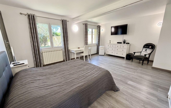 Maison VACQUEYRAS (84190)  280 m2 985 000 € 