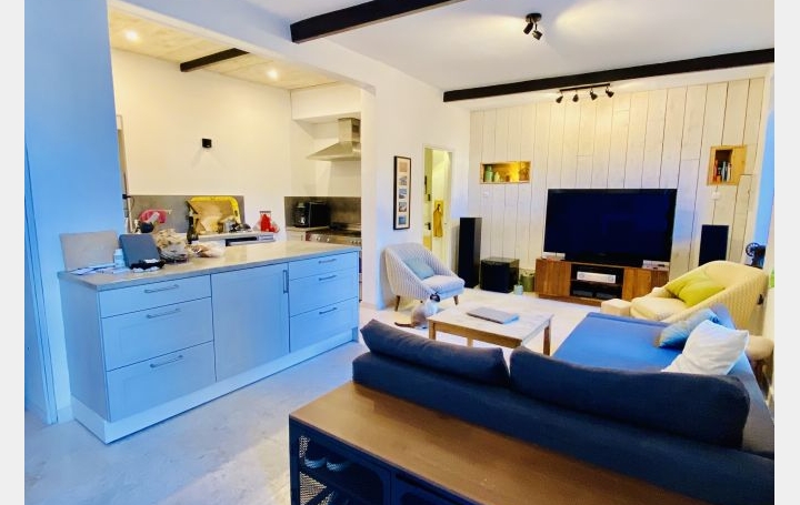 Maison MONTEUX (84170)  155 m2 305 000 € 