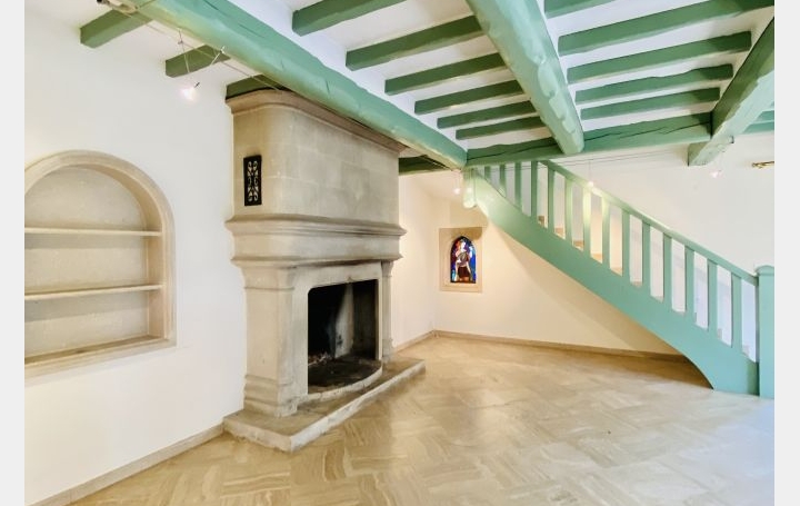 Villa CARPENTRAS (84200)  180 m2 990 000 € 